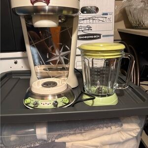 Margaritaville White and Green Blender